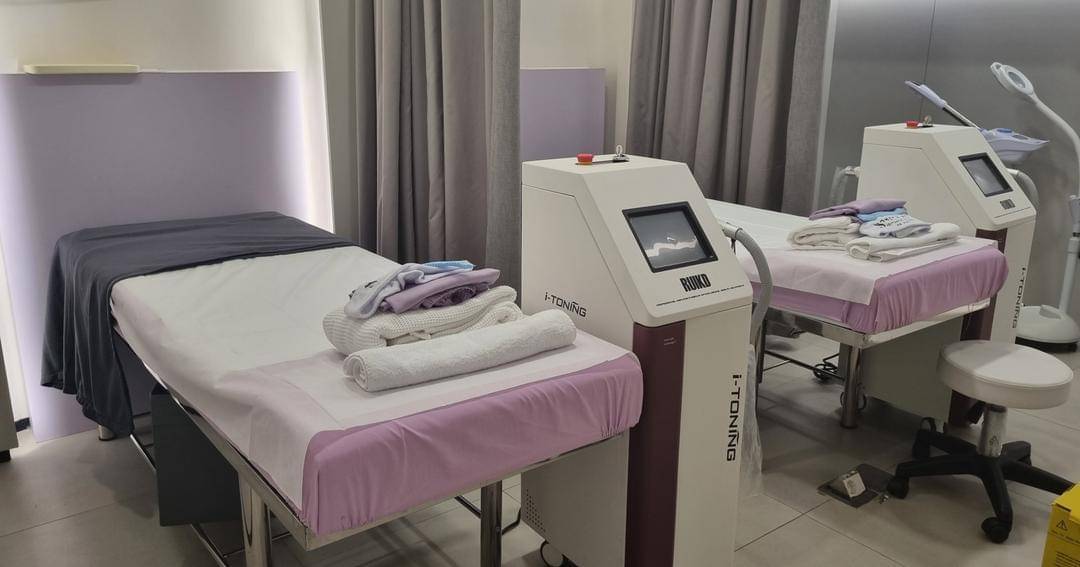 Somethinc Aesthetic Clinic Kelapa Gading - Popmama.com/Sania Chandra